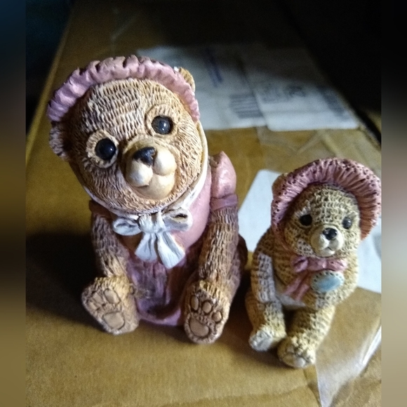 Stone Critters Bears in Bonnets - Picture 2 of 9